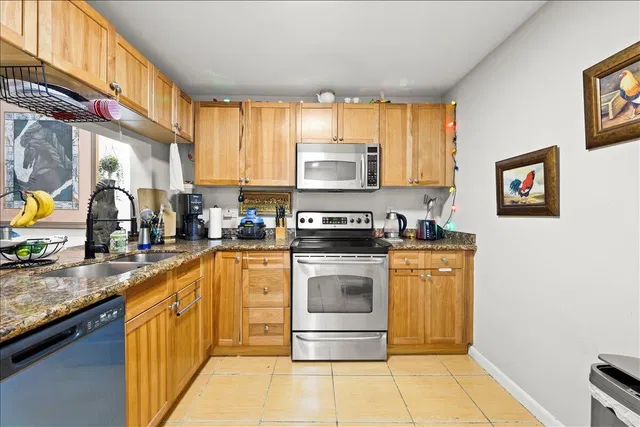  Unit 125 photo 11
