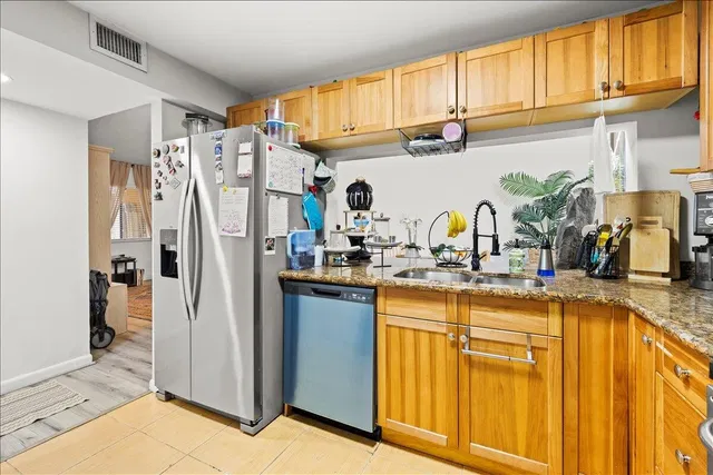  Unit 125 photo 12