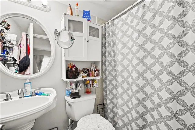  Unit 125 photo 17