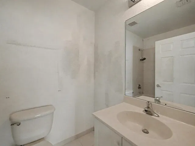  Residence photo 12