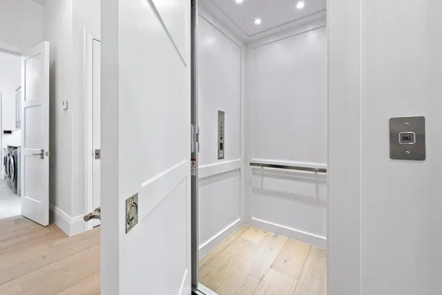  Residence photo 26