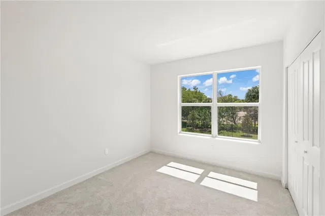  Residence photo 9