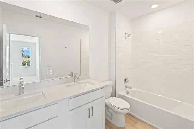  Residence photo 11