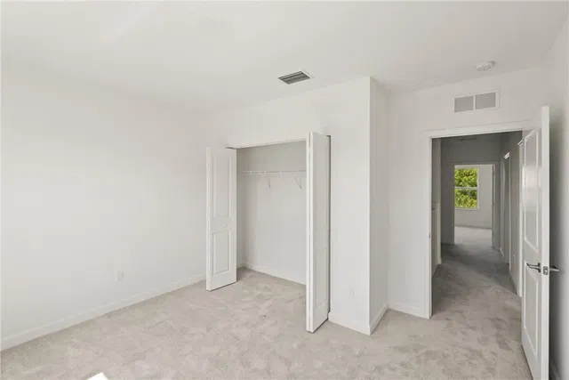  Residence photo 6