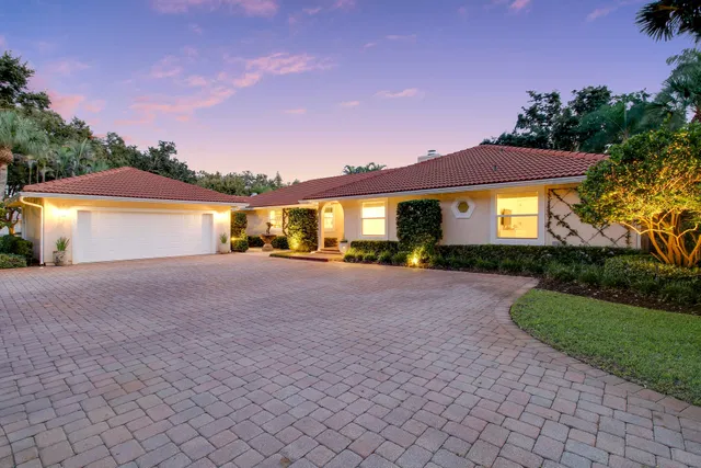Heritage Oaks Residence photo 10