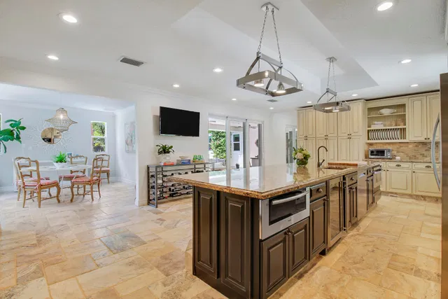 Heritage Oaks Residence photo 36