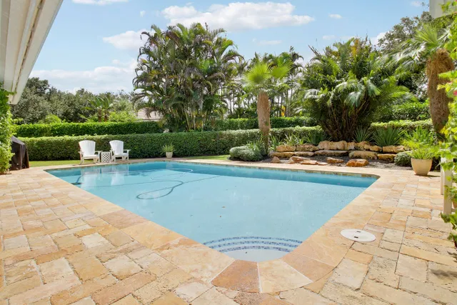 Heritage Oaks Residence photo 62