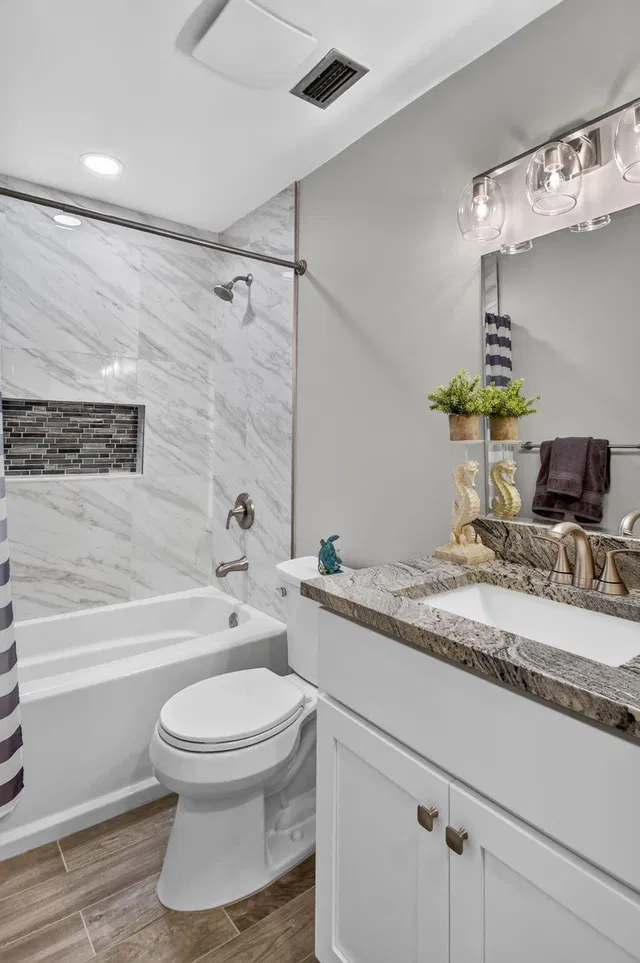  Unit 203 photo 27