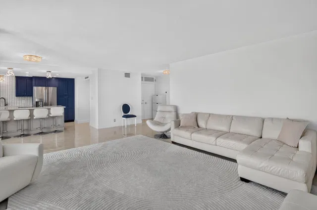 Boca Raton Unit 16b photo 8
