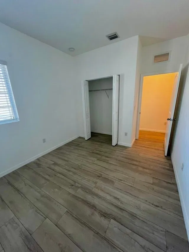  Residence photo 16