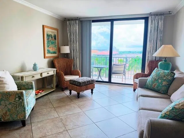 The Tower Condominium at Cityplace Unit 603 photo 3