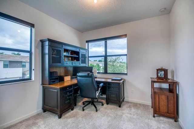 Residence photo 23