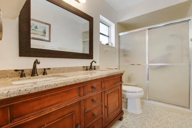  Residence photo 11