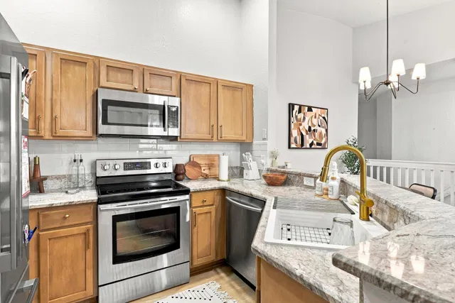 Residence photo 9