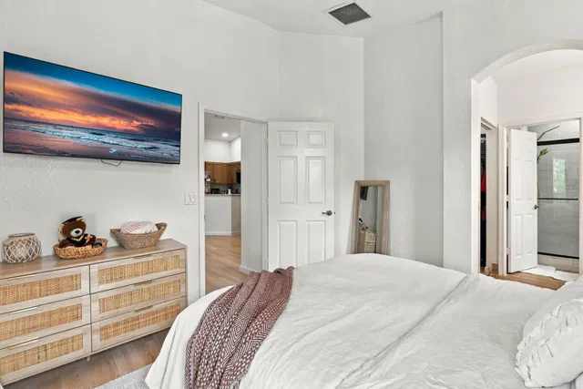 Residence photo 13