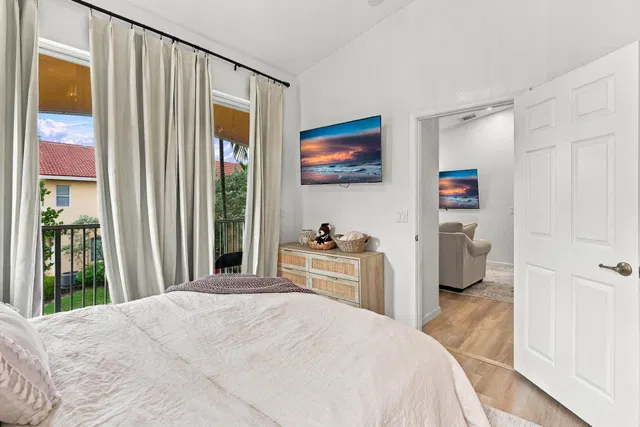 Residence photo 14
