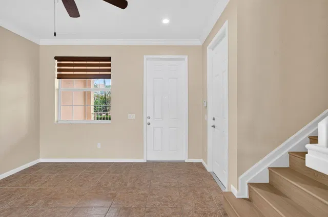 Residence photo 11