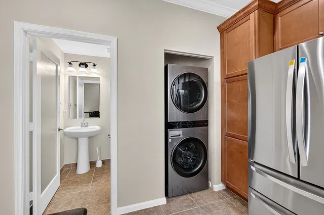 Residence photo 19