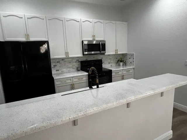 Residence photo 6