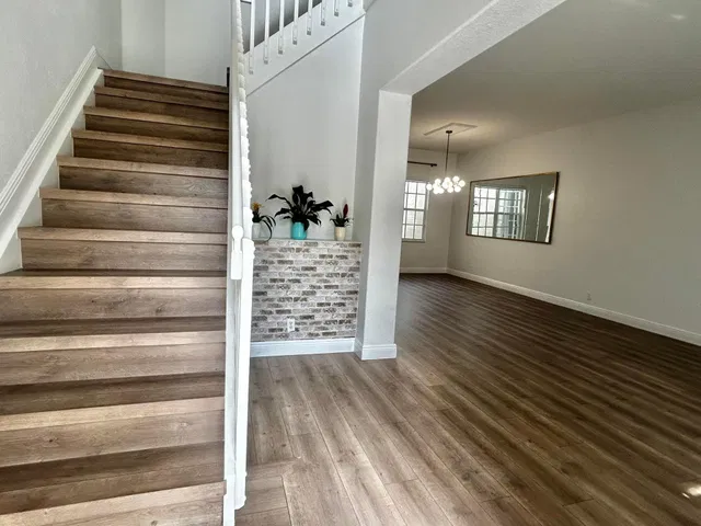 Residence photo 8