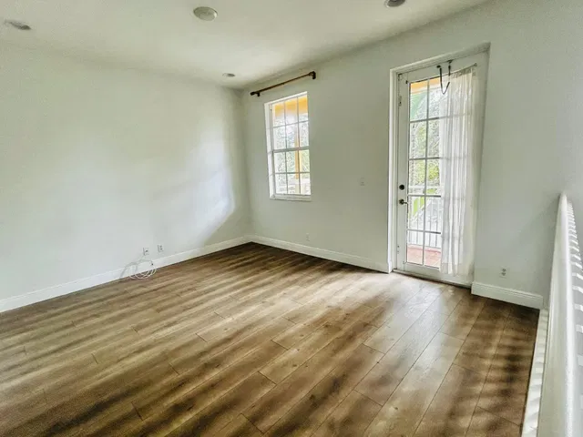 Residence photo 11