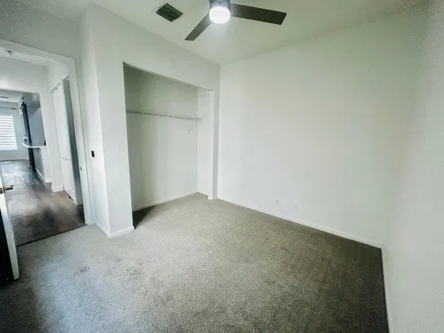 Residence photo 20