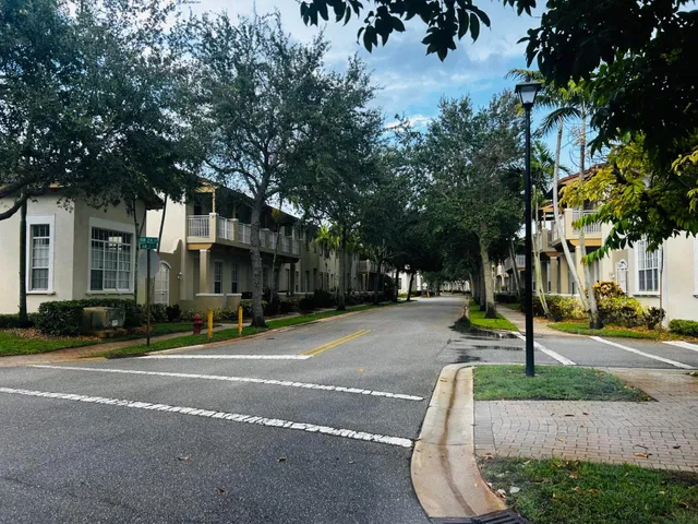 Residence photo 27