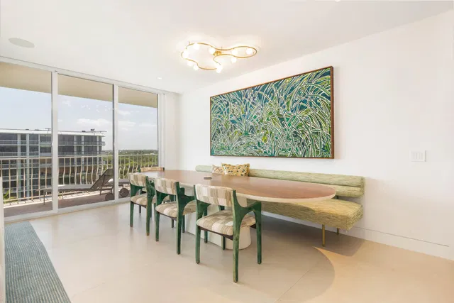 Sloan's Curve Palm Beach Unit 507s photo 11