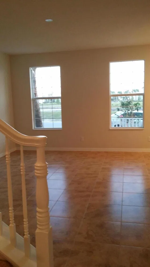 Residence photo 5