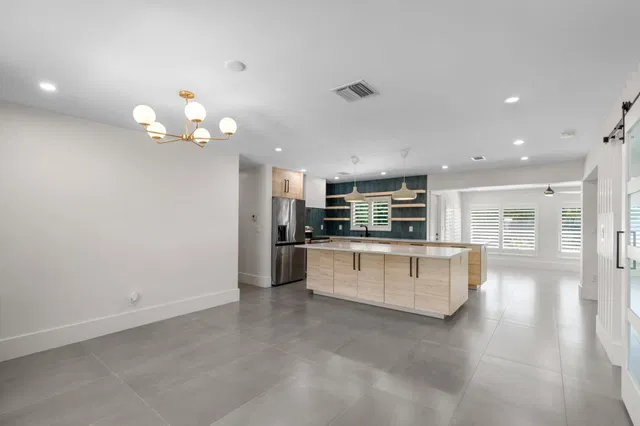 Residence photo 5