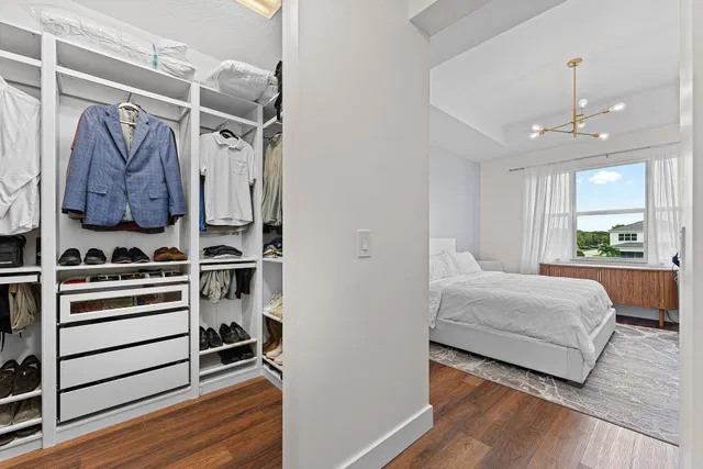 Residence photo 32