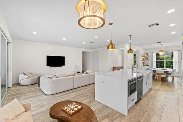  Residence photo 18