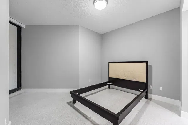 One City Plaza Unit Unit 820 photo 14