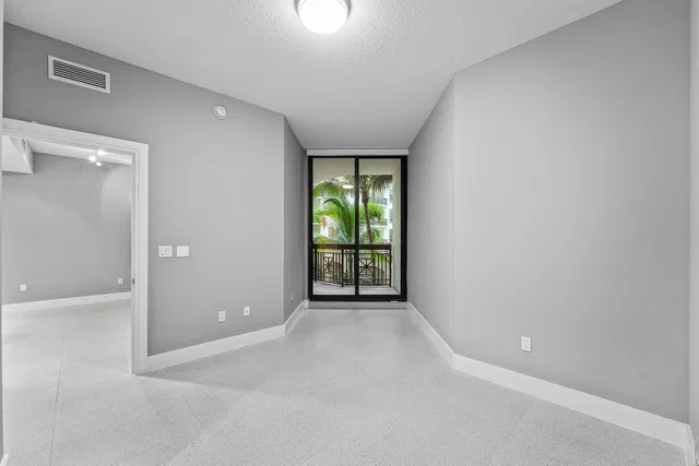 One City Plaza Unit Unit 820 photo 15