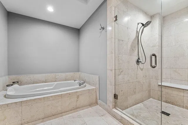 One City Plaza Unit Unit 820 photo 19