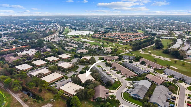 Unit C photo 29