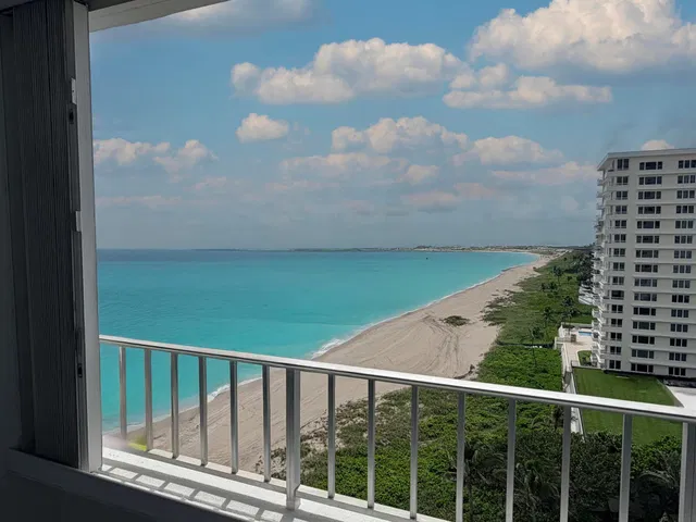 550 S Ocean Boca Unit 1202 photo 2