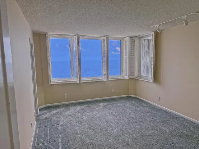 550 S Ocean Boca Unit 1202 photo 5