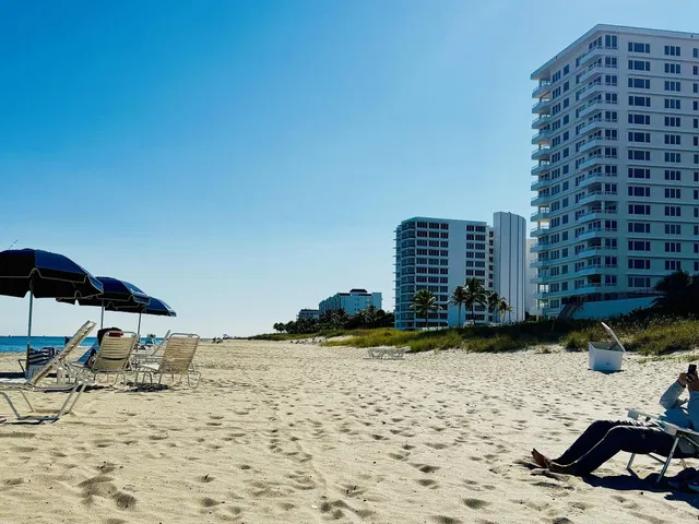 550 S Ocean Boca Unit 1202 photo 17
