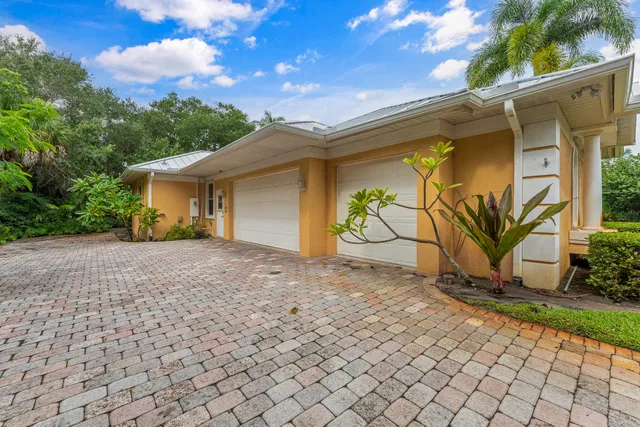Rocky Point Residence photo 22