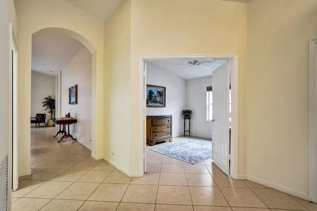  Residence photo 31