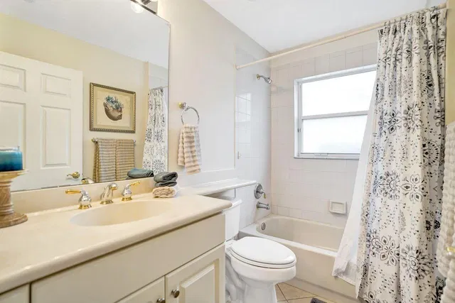  Residence photo 35