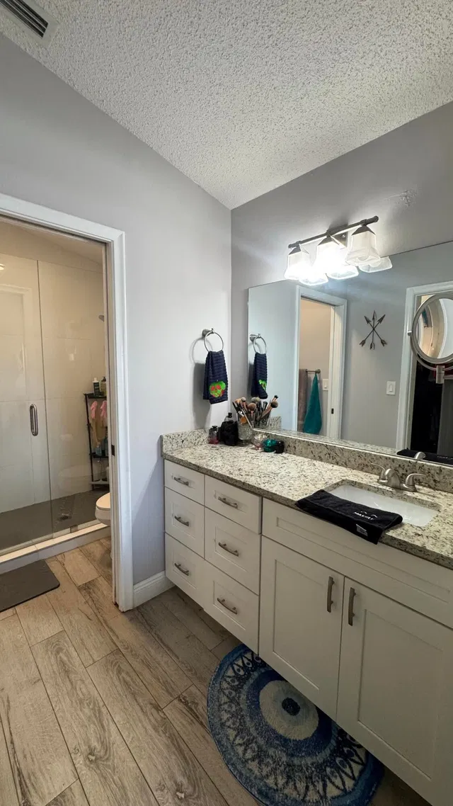 Residence photo 23