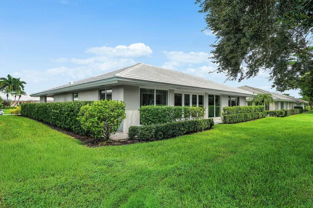 Residence photo 28