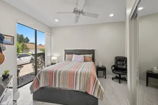 Residence photo 24