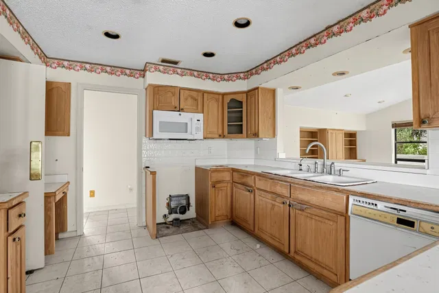  Residence photo 19
