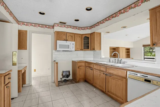  Residence photo 23