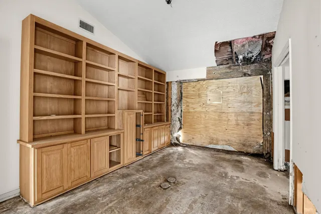  Residence photo 34