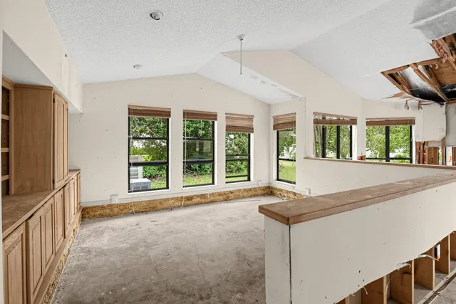  Residence photo 44