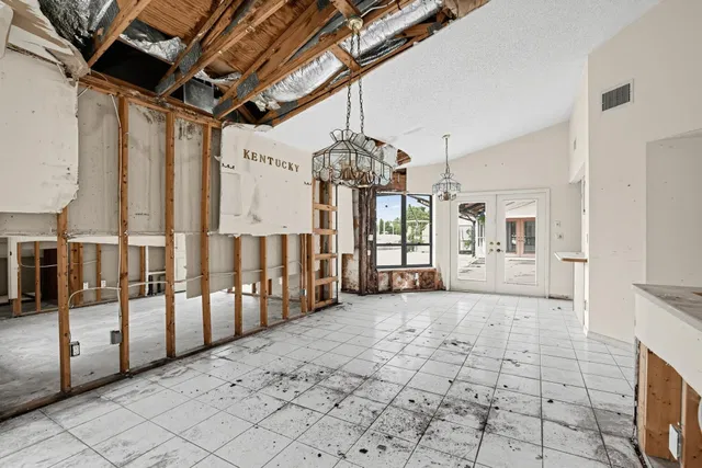  Residence photo 45
